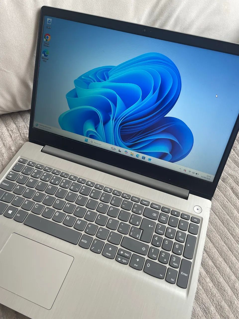Notebook Lenovo i3 10ª Ger/ 256GB SSD/ 4GB RAM/ FUNCIONANDO PERFEITAMENTE  - Foto 2
