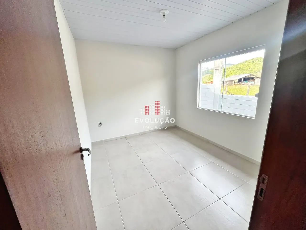 CASA 2 Quartos, 2 Vagas - Santo Amaro da Imperatriz - Foto 5