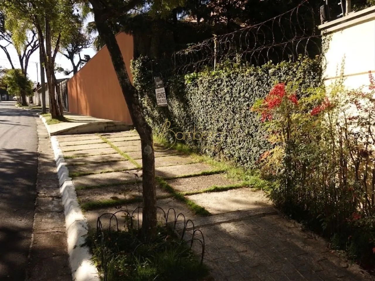 Terreno de 328 m² para o projeto dos seus sonhos. Aproveite. - Foto 5