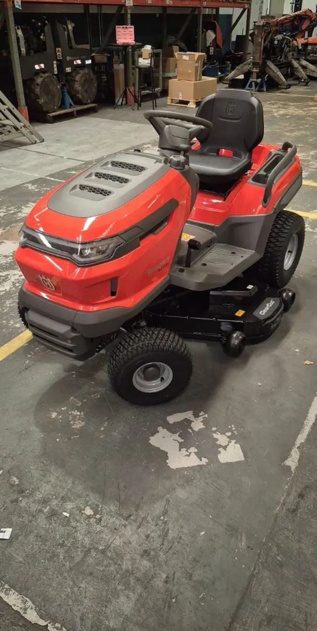 Micro Trator Cortador de Grama TS114 15hp Novo - Foto 5