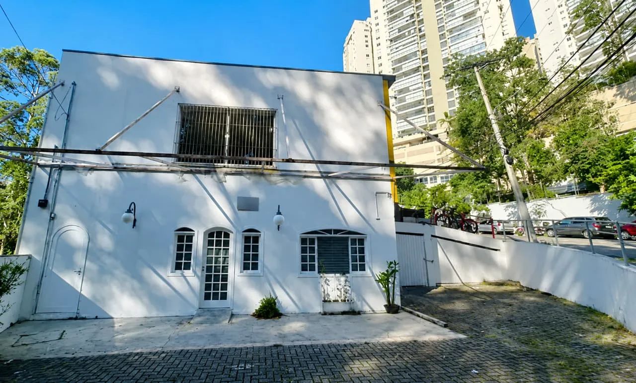 Loja na Rua Francisco Pessoa, 135  174 m² - Foto 2
