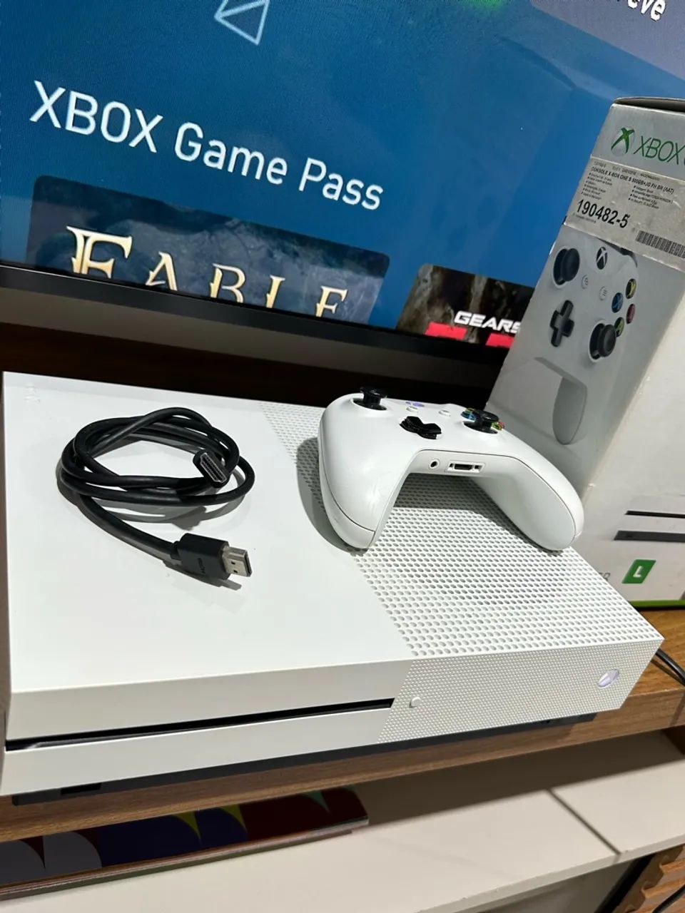 XBOX ONE S EM PERFEITO ESTADO - Foto 3