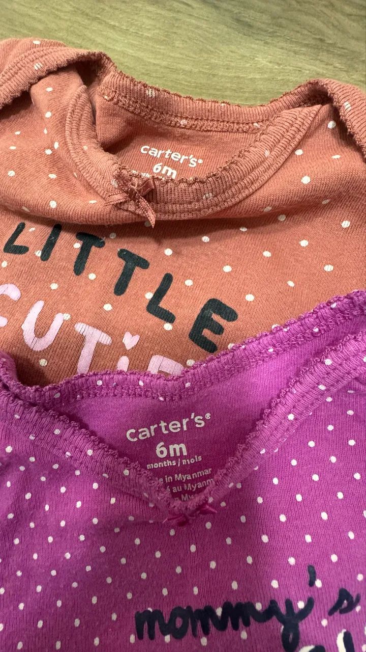 Kit com 2 Bodies Carter?s - 6 meses  - Foto 2