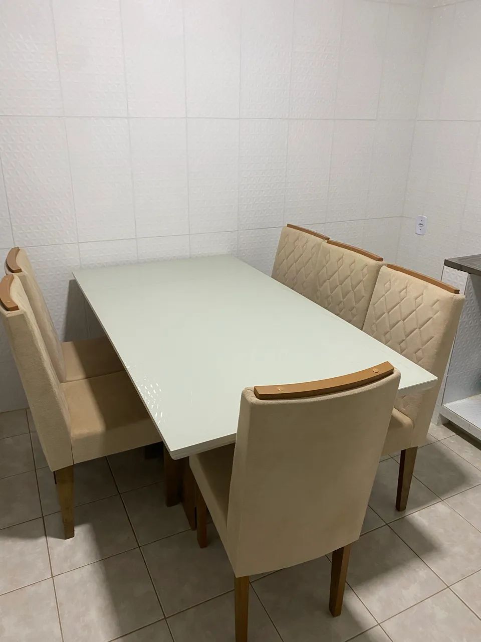 Mesa para Sala de Jantar - 6 cadeiras 