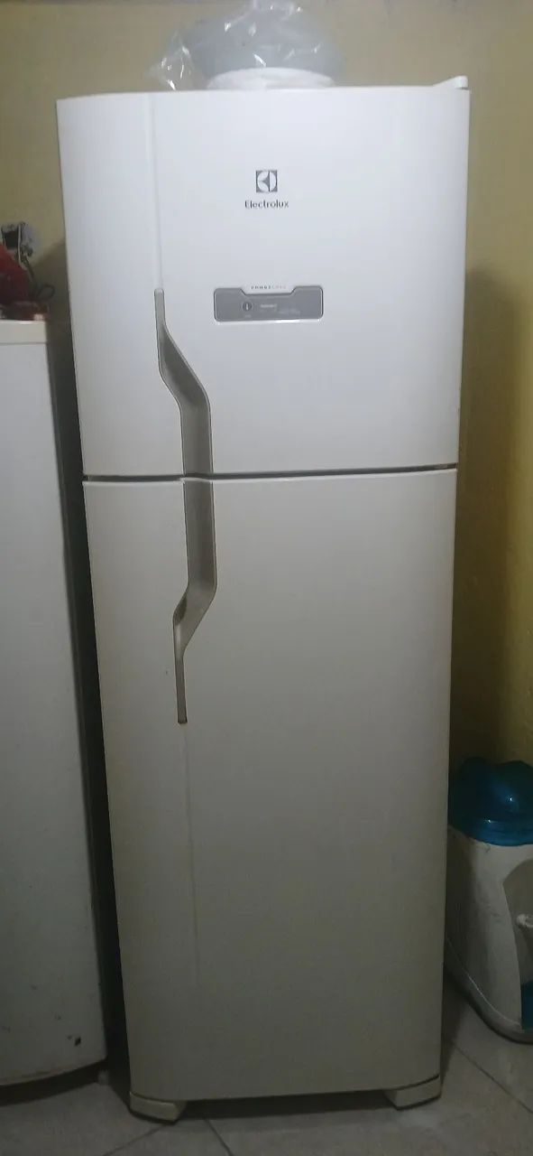 Geladeira eletrolux