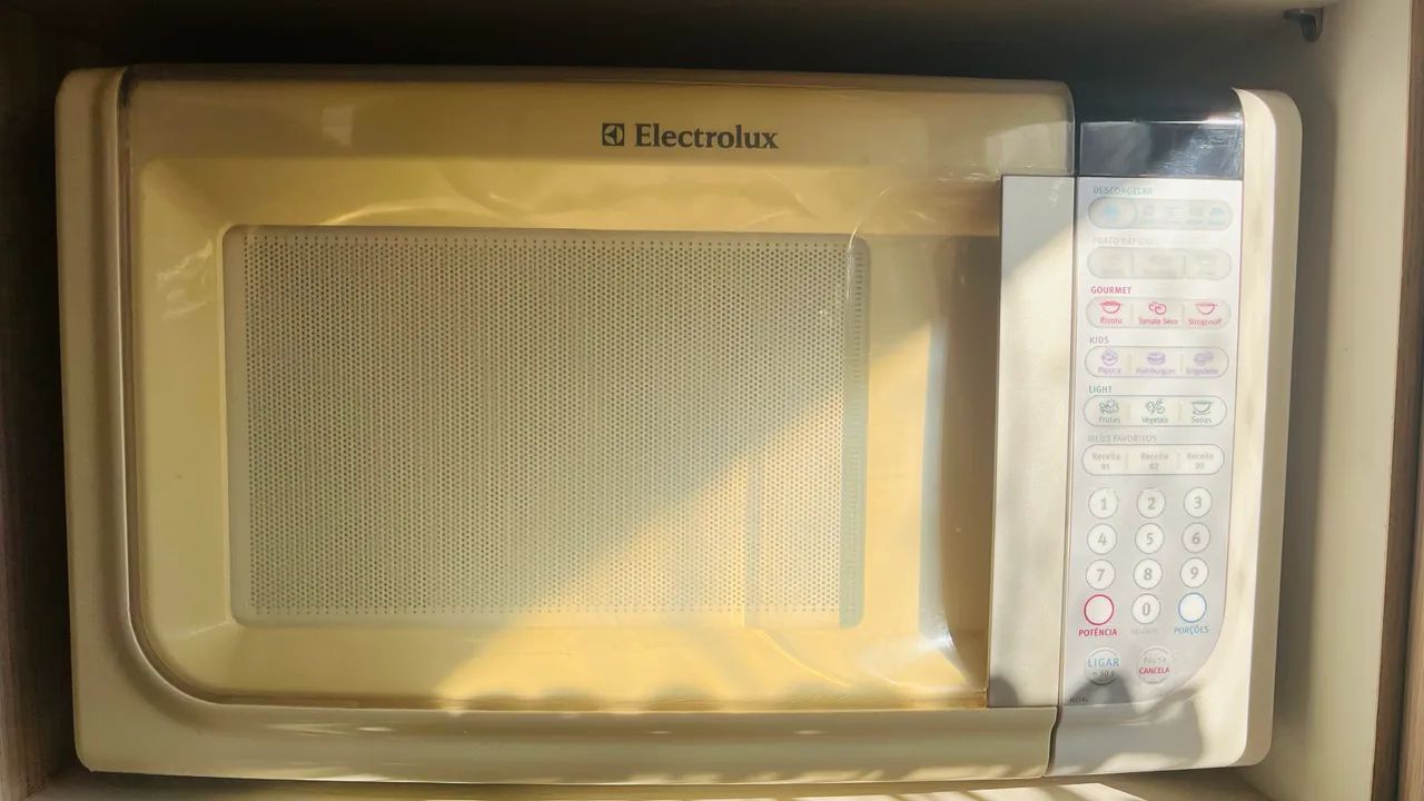Microondas Electrolux 31L/ MEF41 - Foto 2