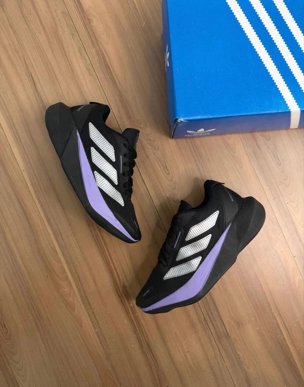 Tênis adidas 36 e 37 (novo) - Foto 3