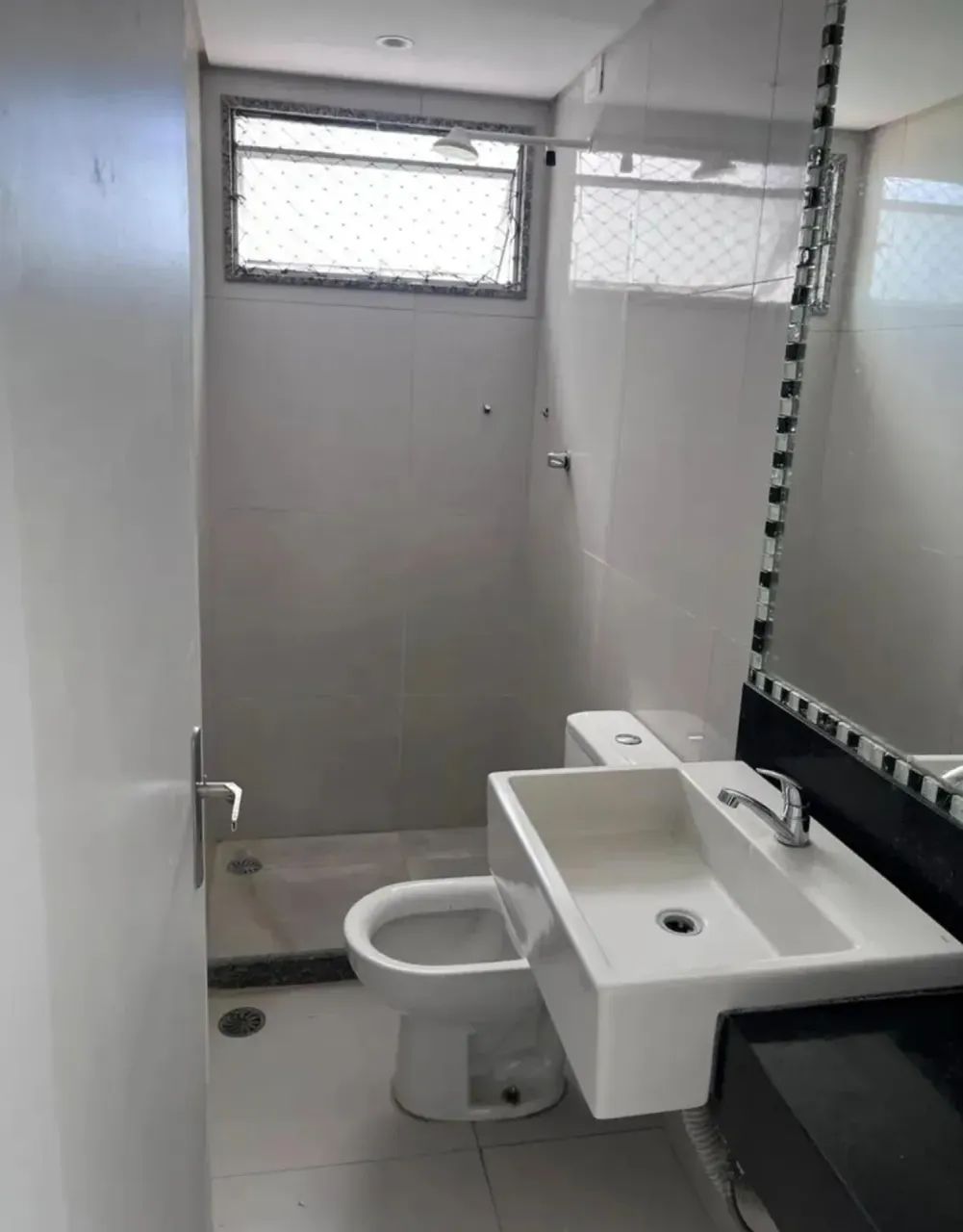 **"Oportunidade Única: Apartamento nos Aflitos com Varanda e Lazer Completo - Foto 3