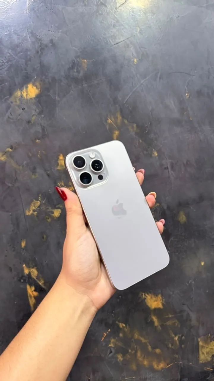 iPhone 15 pro max - Foto 2