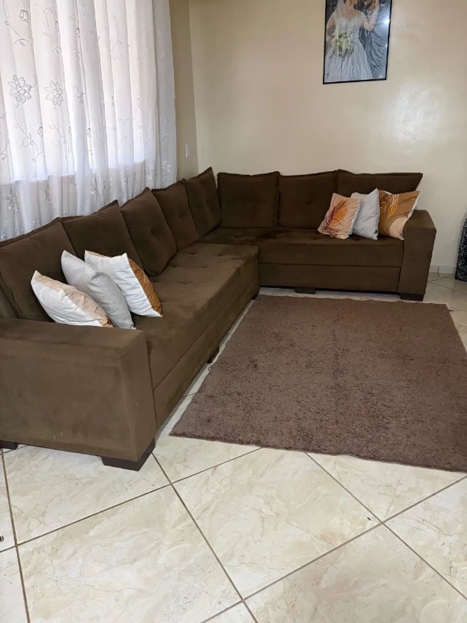 Sofá tamanho 3x2, cor marrom, bem conservado  - Foto 2