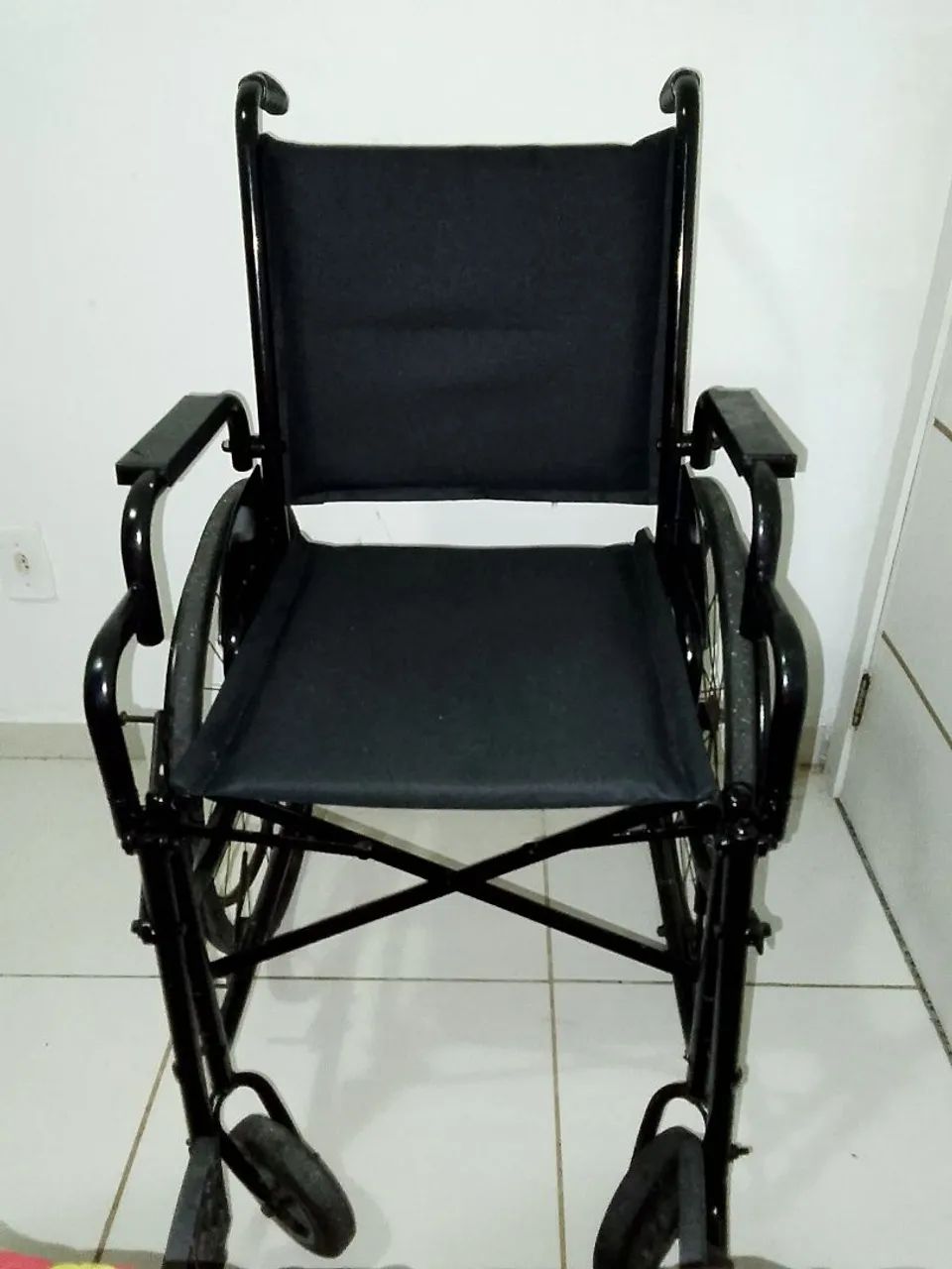Cadeira de rodas adaptável 