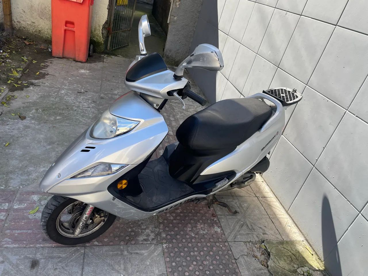 Vendo burgman 2012  - Foto 3