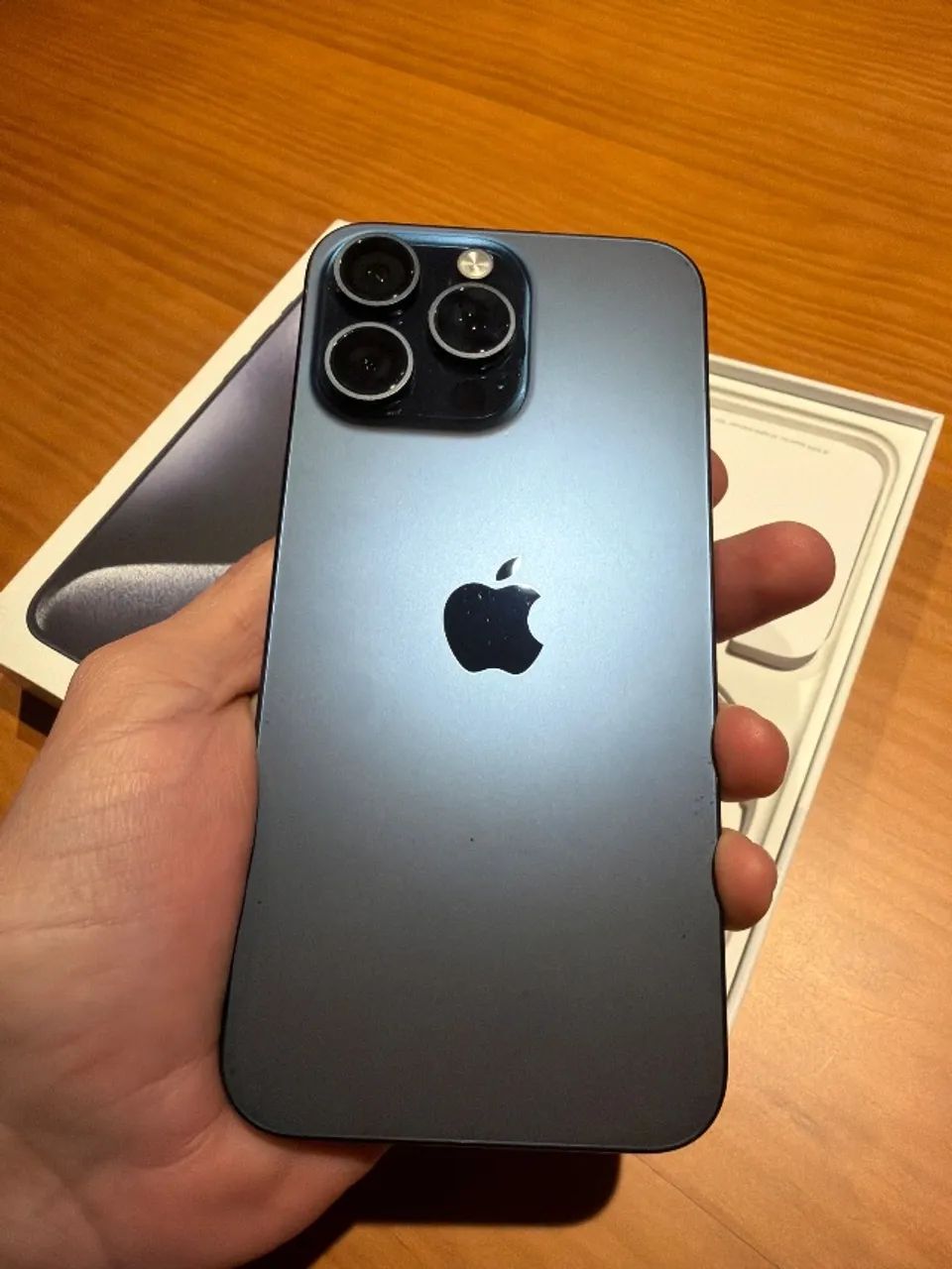 iPhone 15 Pro Max (1 TB) - Titânio Azul - Foto 3