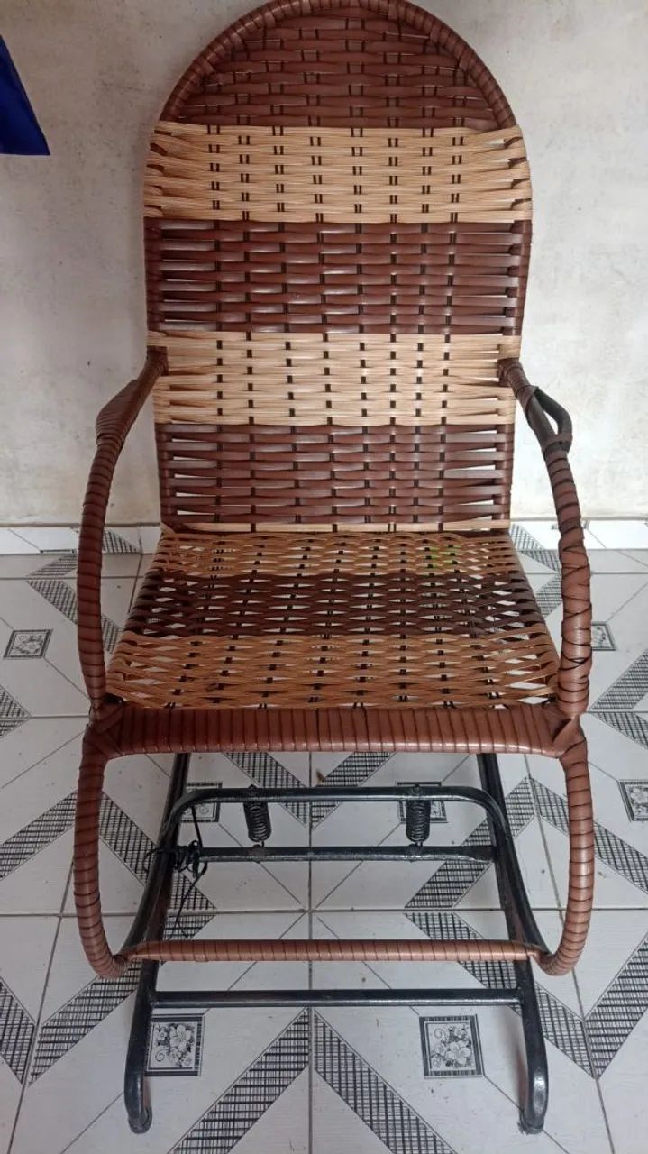 Cadeira de balanço para conserto