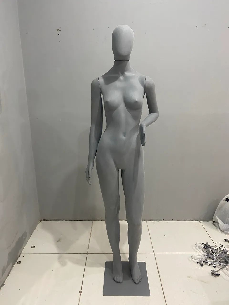 Manequim slim aveludado  - Foto 2