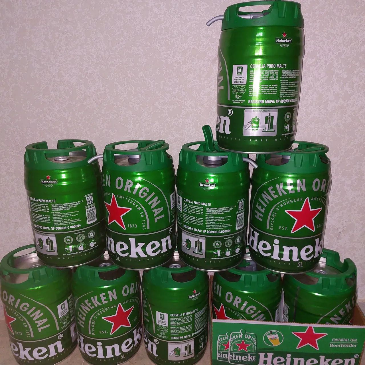 3 Barris de Chopp Heineken 5L. Vazios.