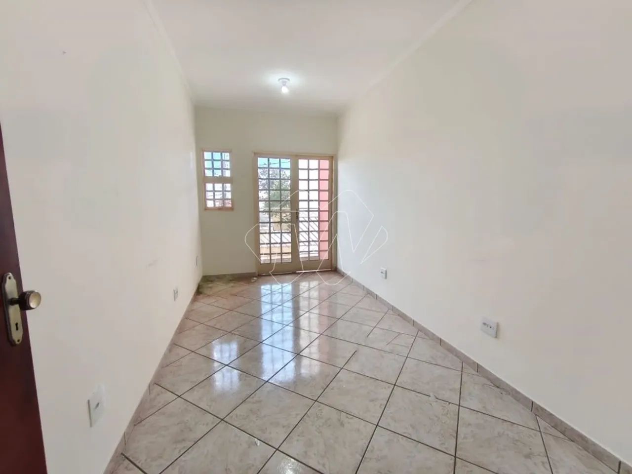 Locação de Comercial / Sala na cidade de Araraquara - Foto 2