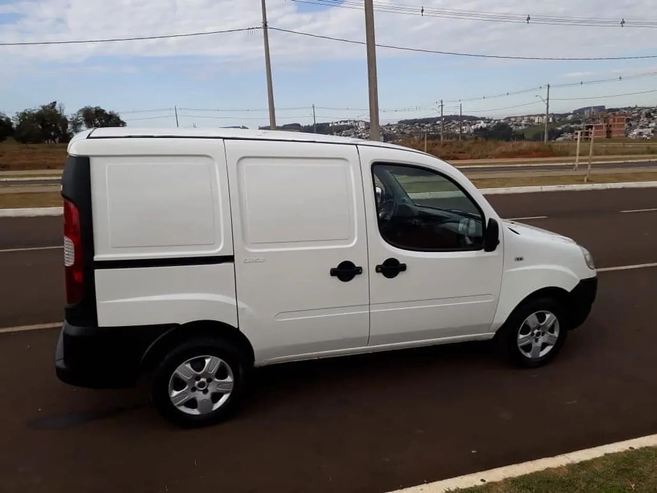 Fiat Doblo Cargo 1.4 mpi Fire Flex 8V 3p, foto 6 de 9
