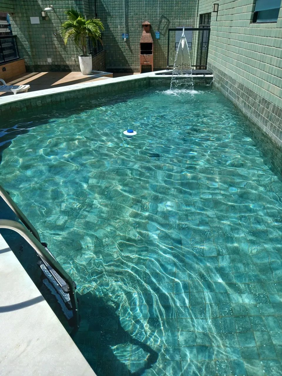 Piscineiro limpeza e manutenção de piscinas  - Foto 4