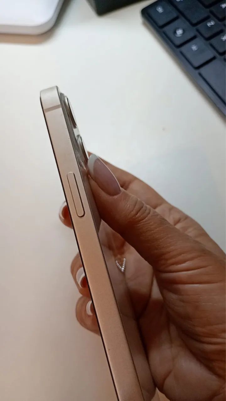iPhone 13 Seminovo  - Foto 2