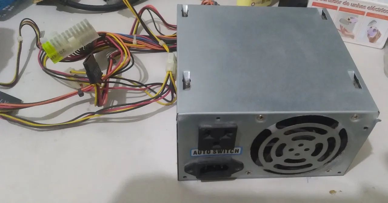 Fonte de computador 