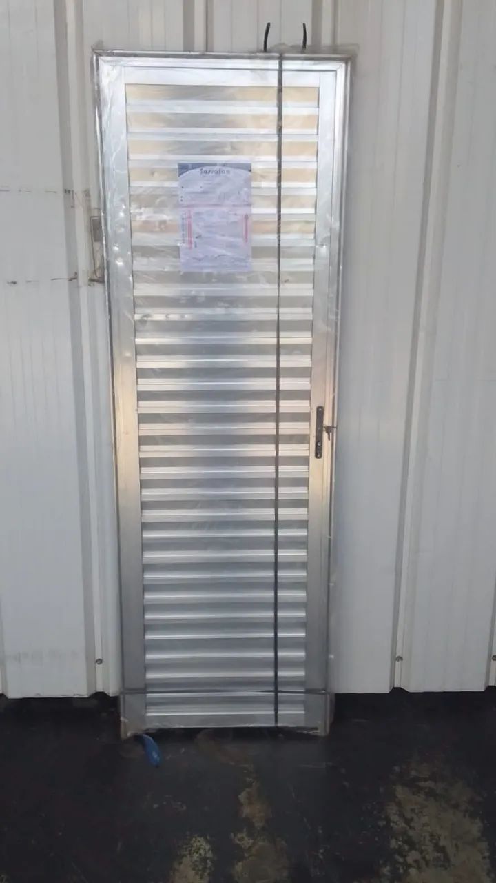 Porta de aluminio