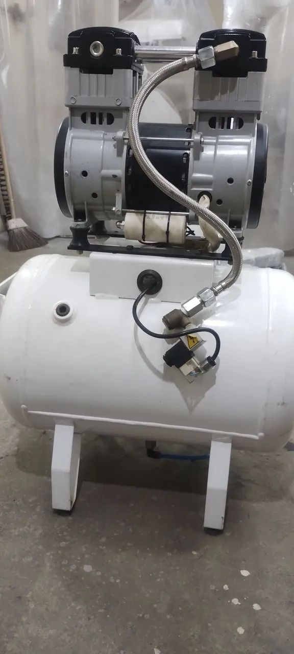 Compressor odontológico  - Foto 2