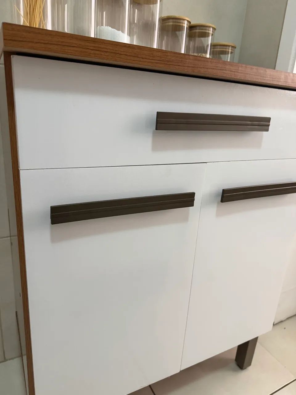 Móvel 2 portas com gaveta  - Foto 2