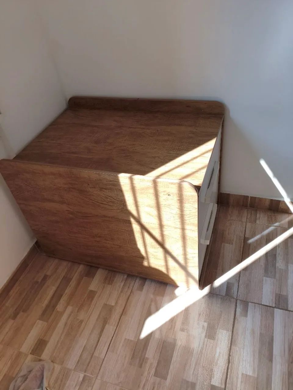 Guarda roupa e criado mudo - Foto 2