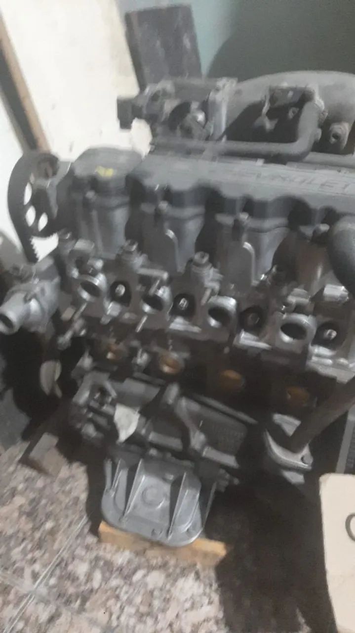 Vendo MOTOR COMPLETO NOVO CARRO VECTRA