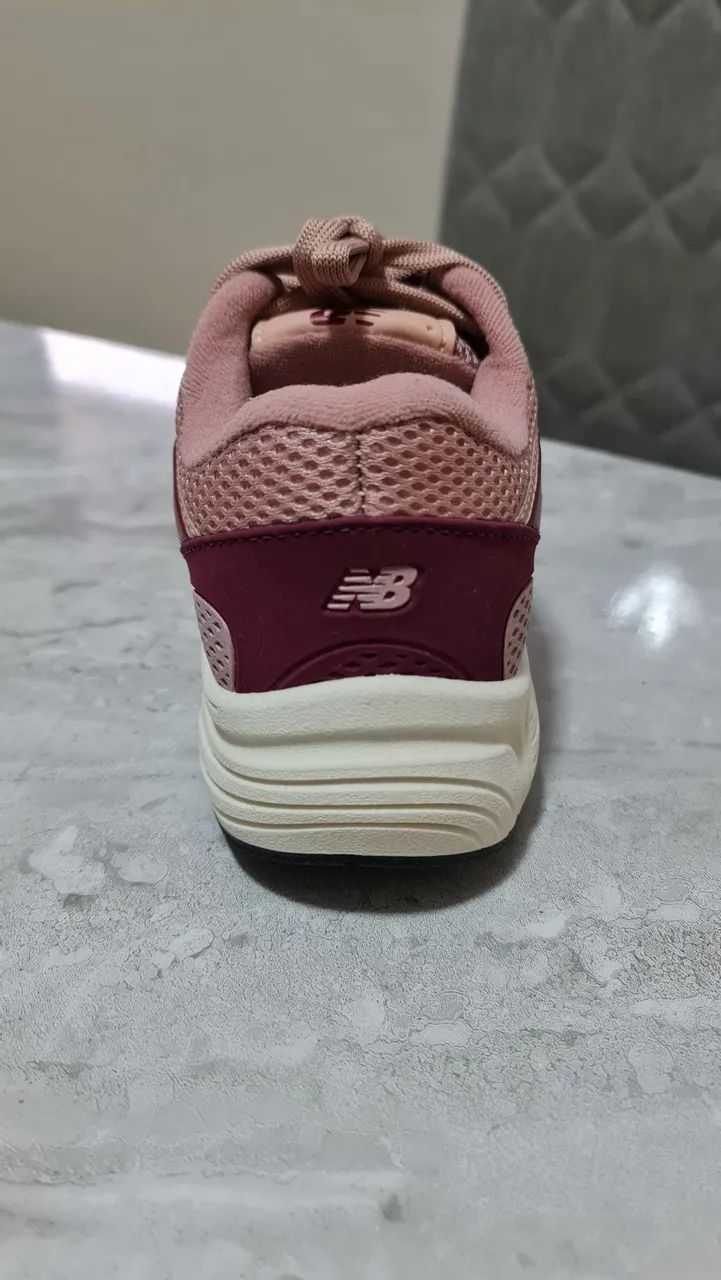 Tênis New Balance - Foto 4