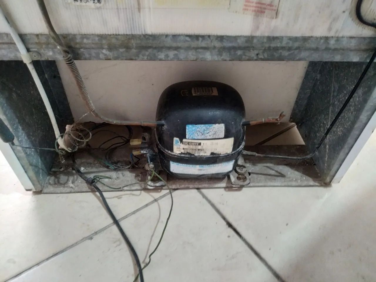 Geladeira CCE 320 Litros  - Foto 4