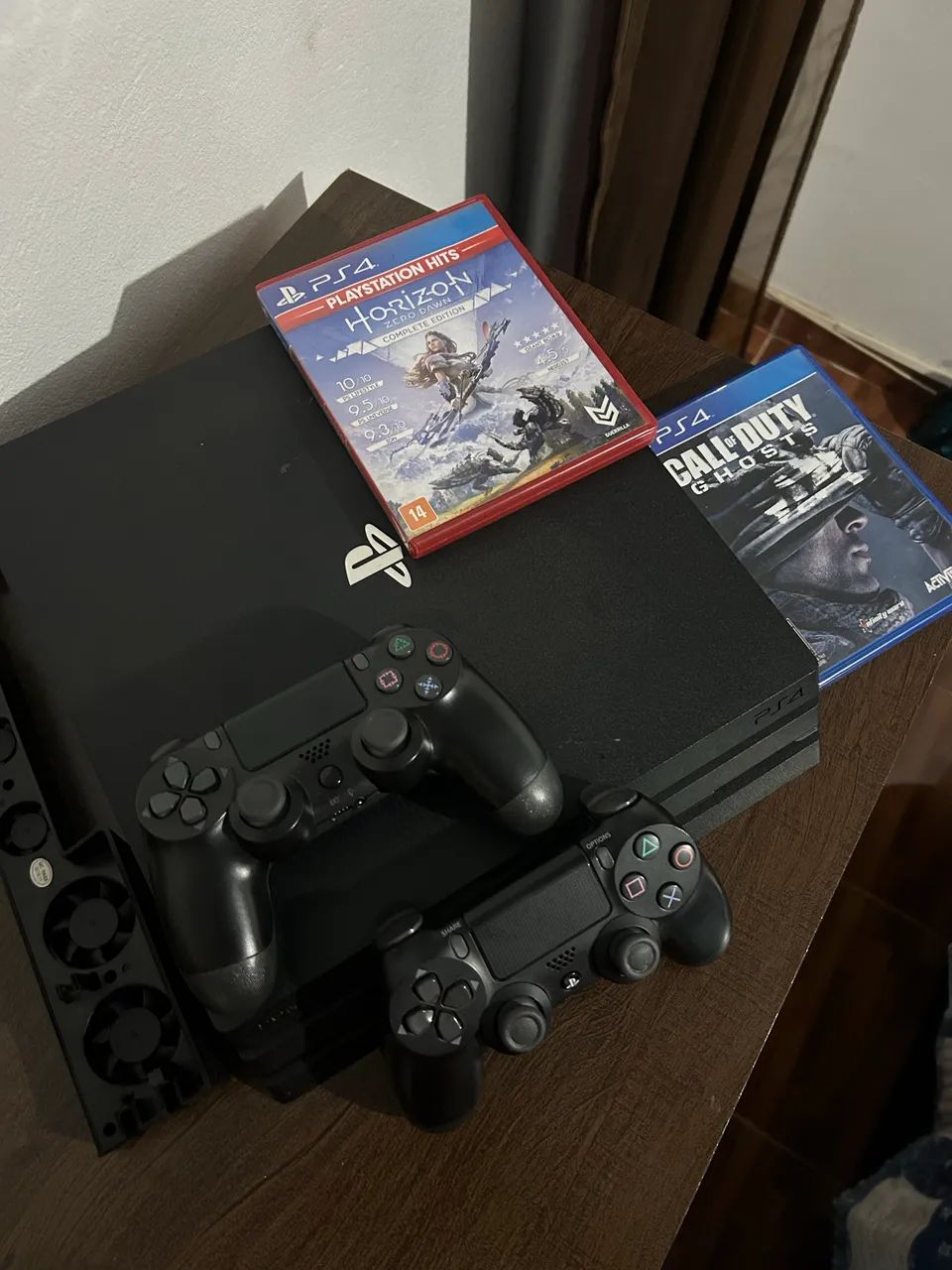Playstation 4 PRO + jogos e cooles de refrigeração 