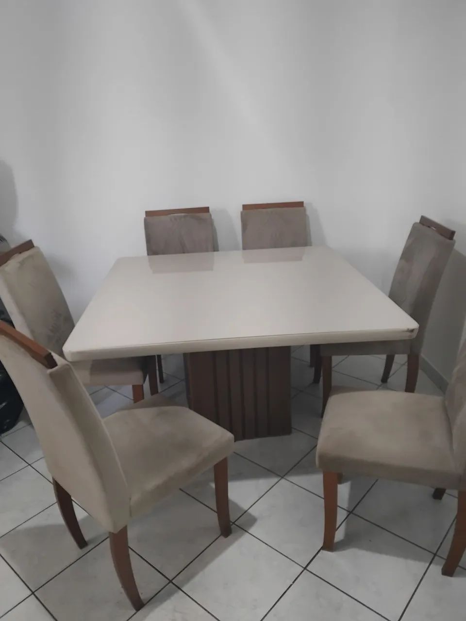Mesa de jantar MDF 6 cadeiras 