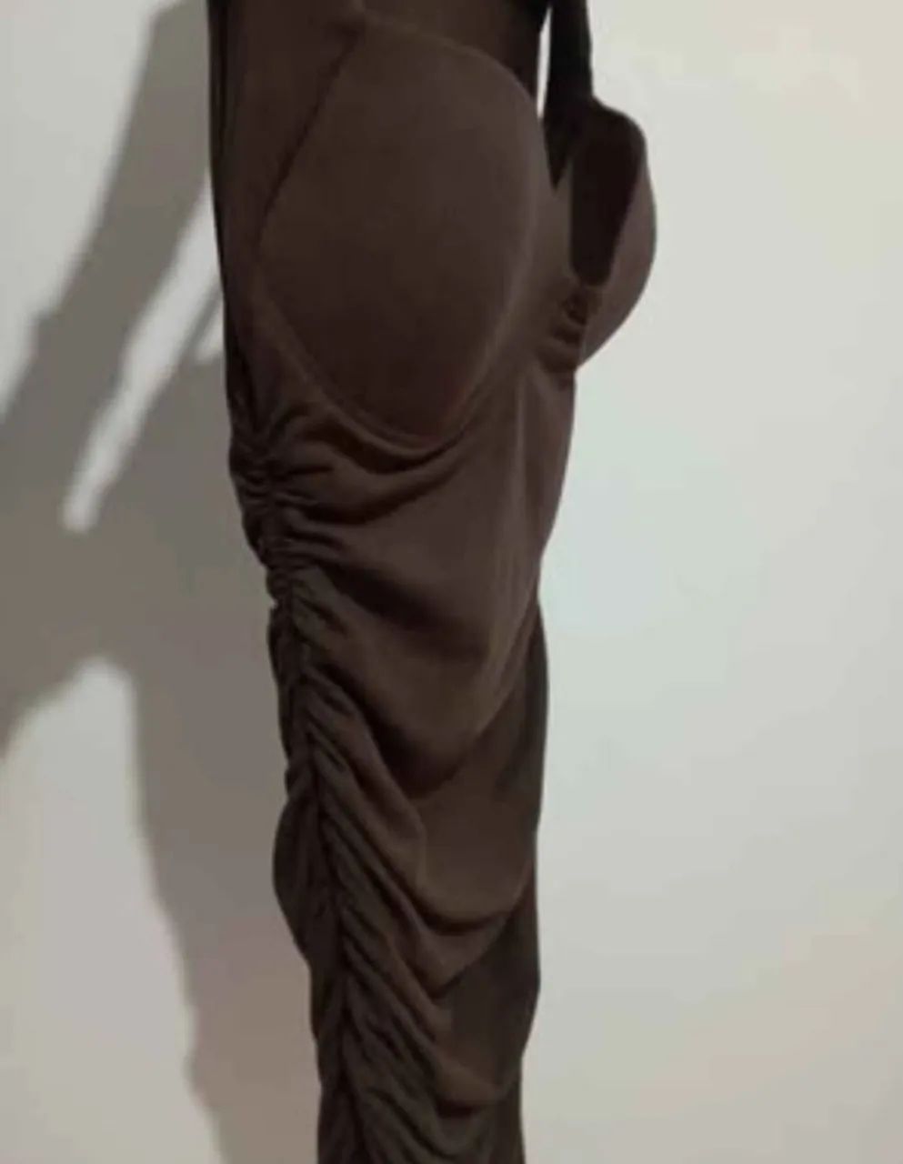 ? Vestido Marrom Justo com Bojo - Elegante e Confortável ? - Foto 4