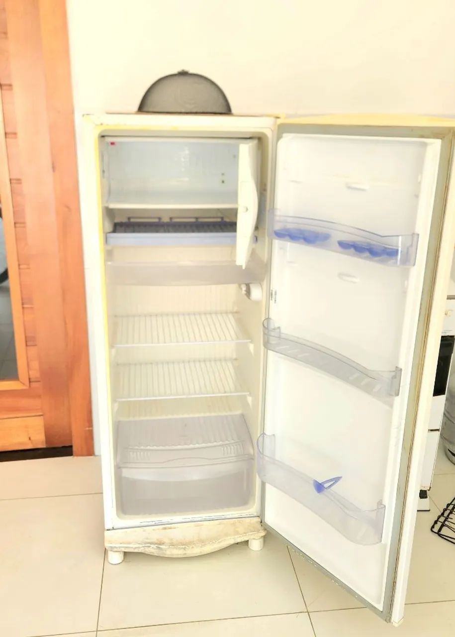 Geladeira cônsul 300 litros - Foto 3