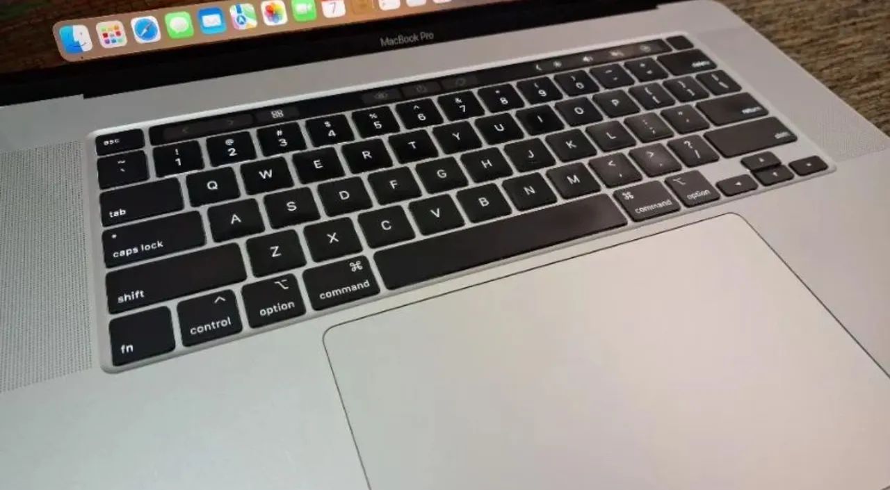 Macbook Pro 2019 i9 16Gb Ram 1TB SSD MT Novo! - Notebooks - Norte