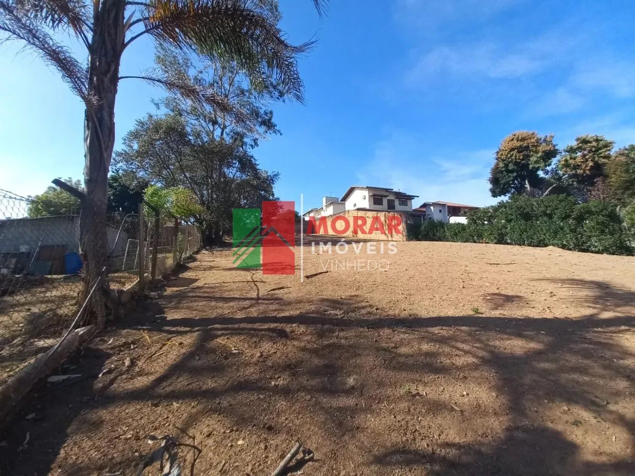 Terreno a venda em vinhedo no Caixa D'agua