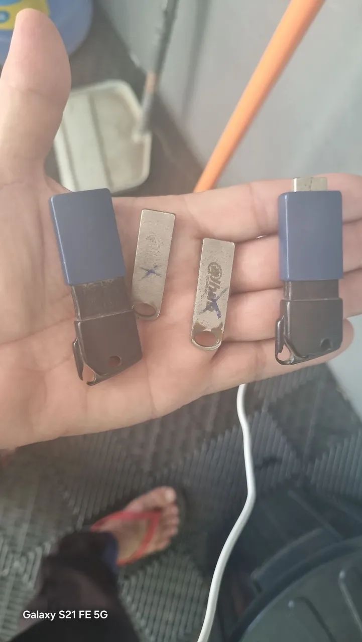 4 pen-drives 64gb 