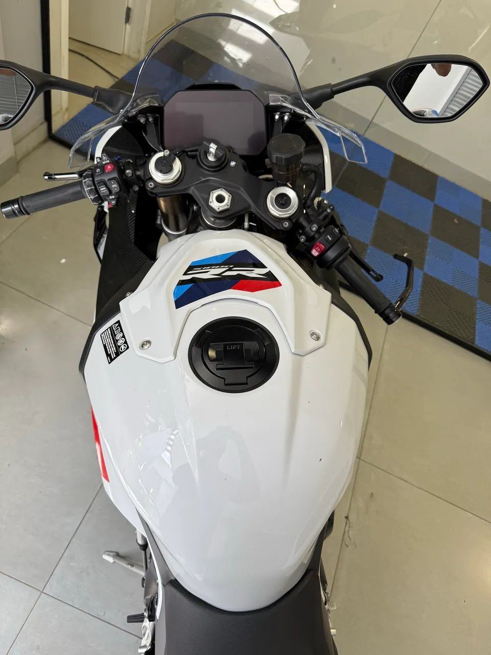 S1000 RR M CARBON  - Foto 3