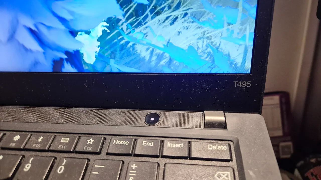 Vendo notebook Lenovo thinkpad T495  - Foto 2