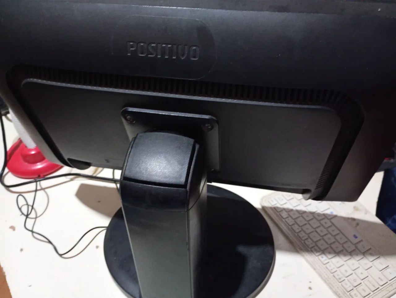 Monitor Positivo 19polegada entrada DVI e VGA 