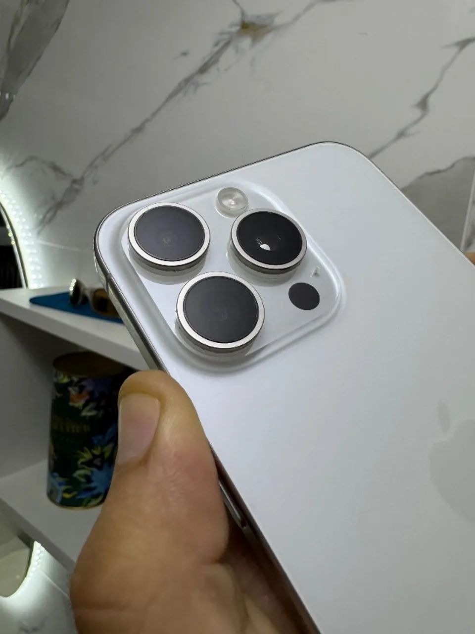 iPhone 15 Pro Max 256GB Branco Titânio - 87% Bateria - Com Nota