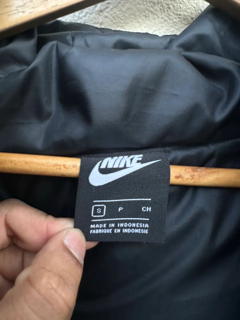Jaqueta Nike Windrunner Feminina - Foto 2
