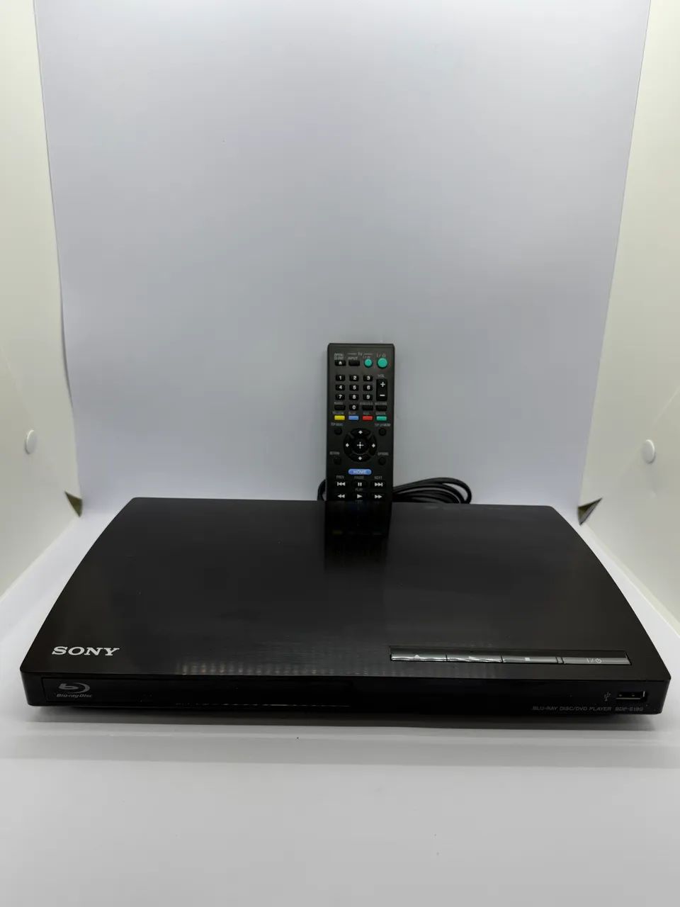 Blu-ray Sony BDP-S190 com Controle Remoto - HDMI / USB / LAN