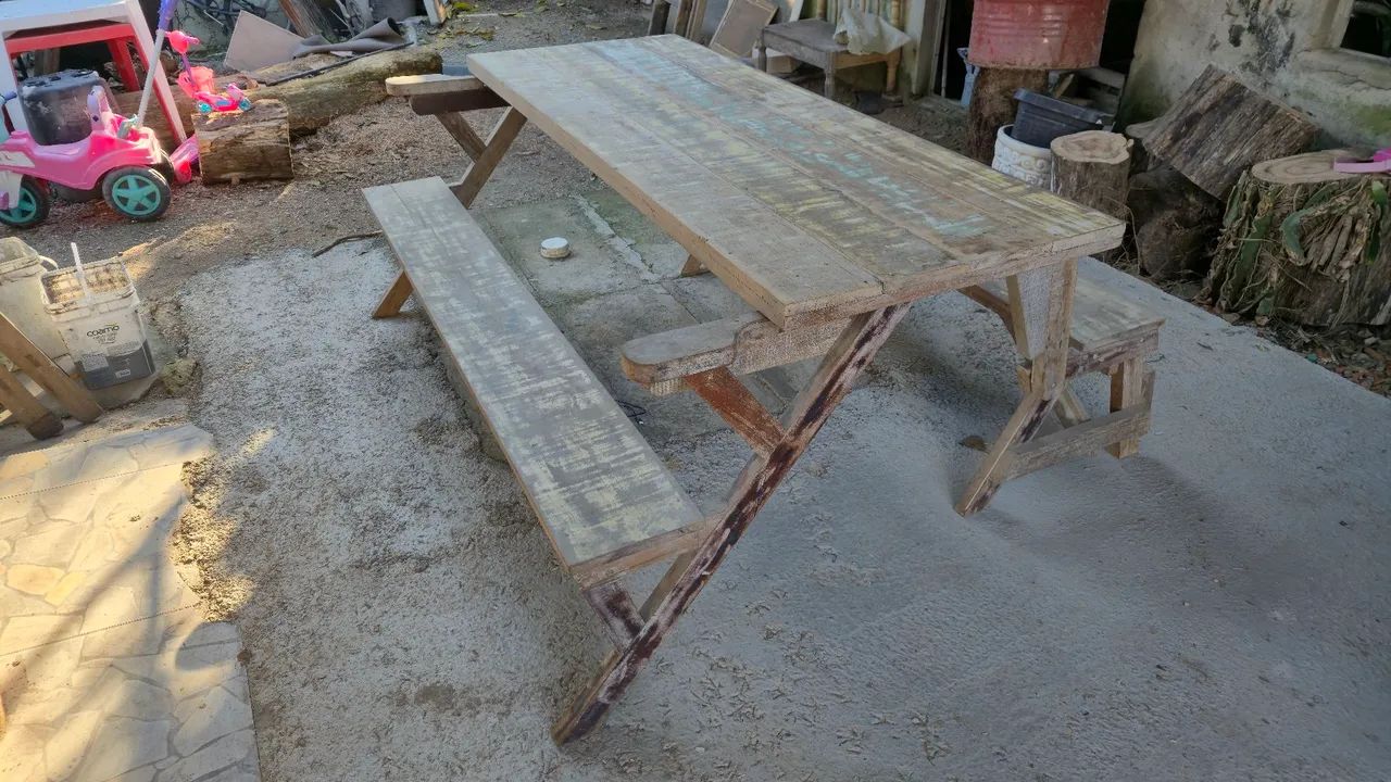 Mesa de jantar / Banco