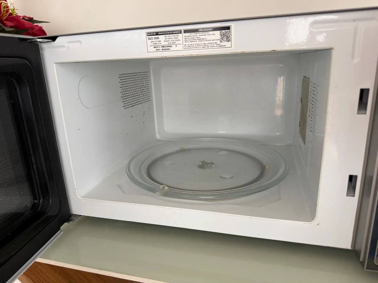 Microondas Brastemp BMS46AR 32 litros - Foto 4
