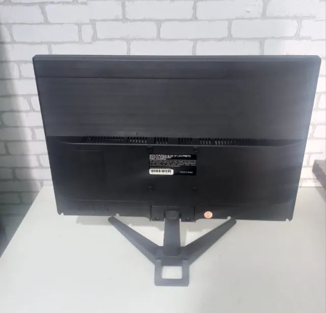 Monitor LED 19" / HDMI / Garantia - Foto 3
