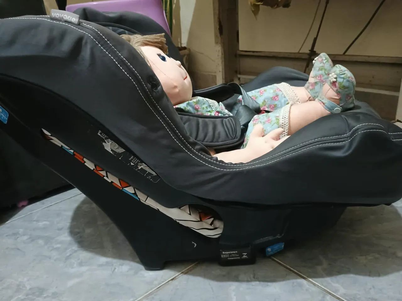 Cadeirinha de bebê,resistente e barata. Até 36 kg. - Foto 2