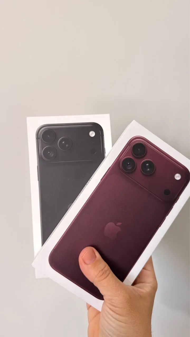 iPhone 18 pro Max 256gb bordo e preto 